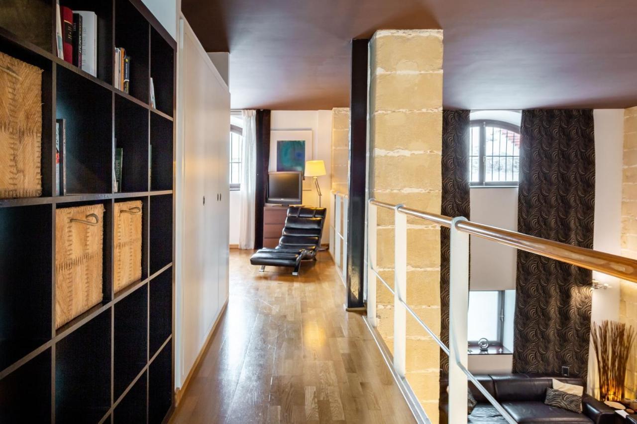 Artqhost Jerez Huge Loft & Free Parking Leilighet Jerez de la Frontera Eksteriør bilde